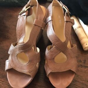 Nine West cork platform sandals leather upper
